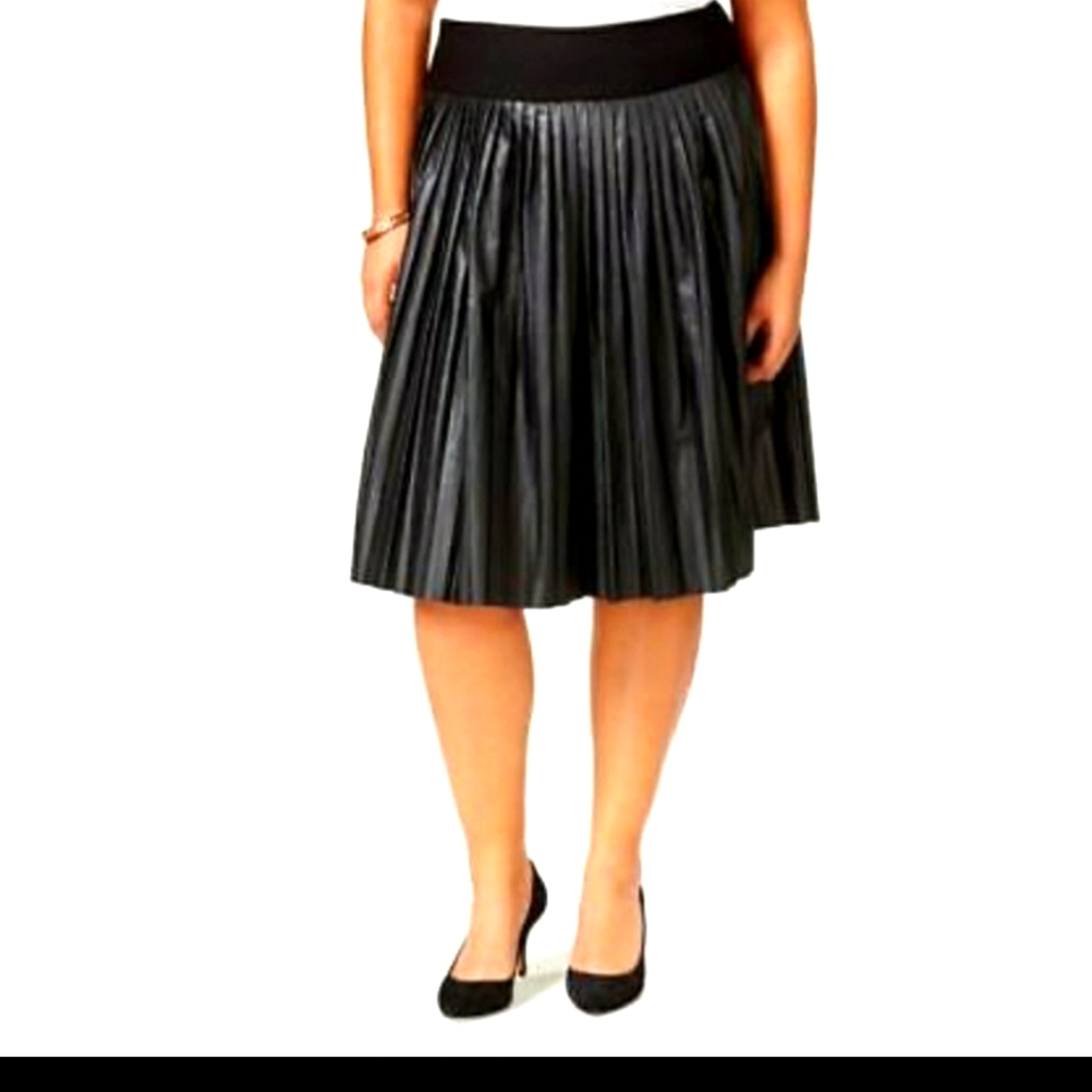 Melissa Mccarthy pleated pleather skirt size 3x